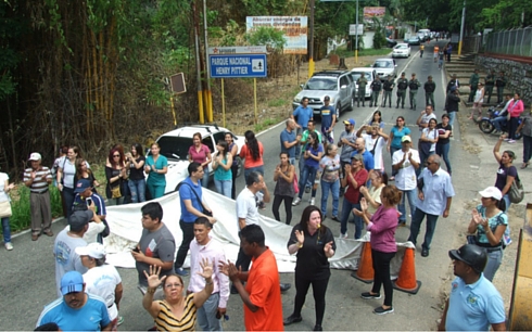 Validación de firmas, Gobierno de Aragua, sabotaje,MUD, CNE, guarimbas