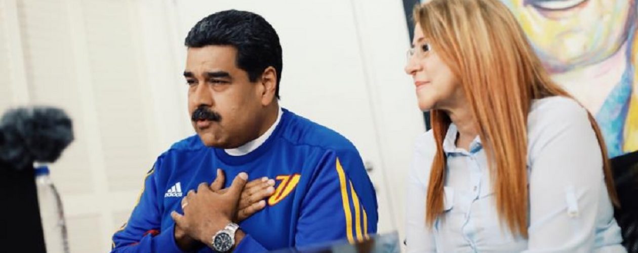 “No jodas más”: El clamor de una venezolana a Maduro durante transmisión en vivo