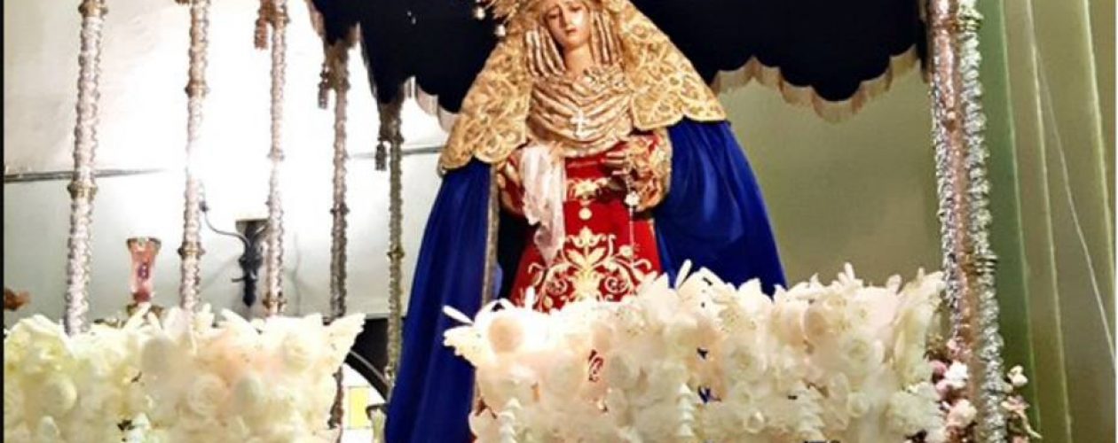 Virgen en Madrid fue vestida con los colores de Venezuela (Foto)