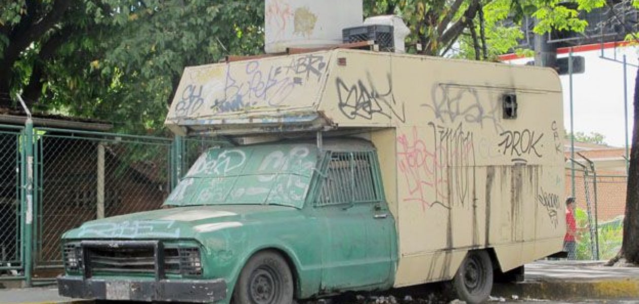 Poseer un vehículo en Venezuela: Un “lujo” que ya ni la clase media se puede costear