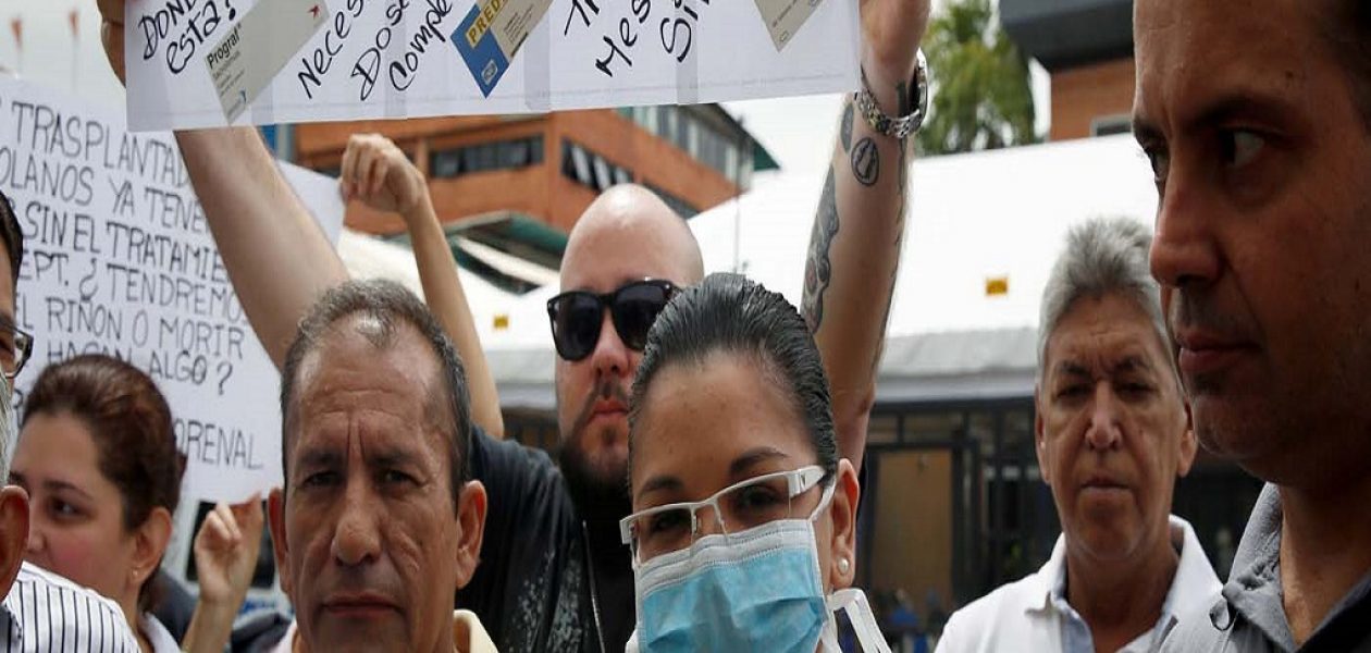 Para no perder el riñón trasplantado pacientes toman medicinas para animales