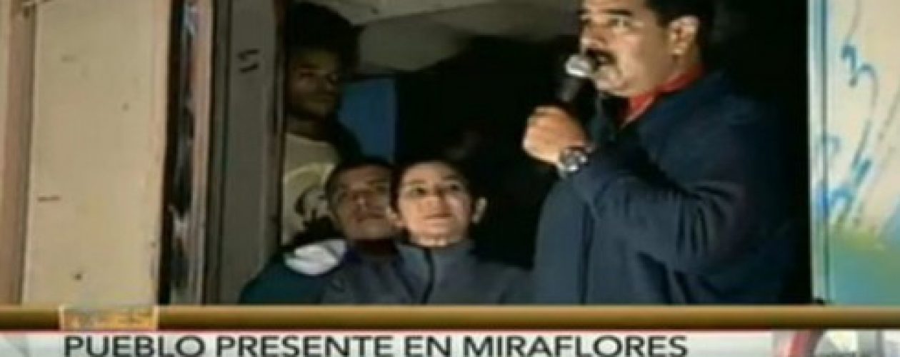 Maduro plantea vivir un nuevo 4F