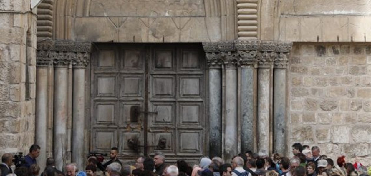 Por tercer día seguido continúa cerrado el Santo Sepulcro