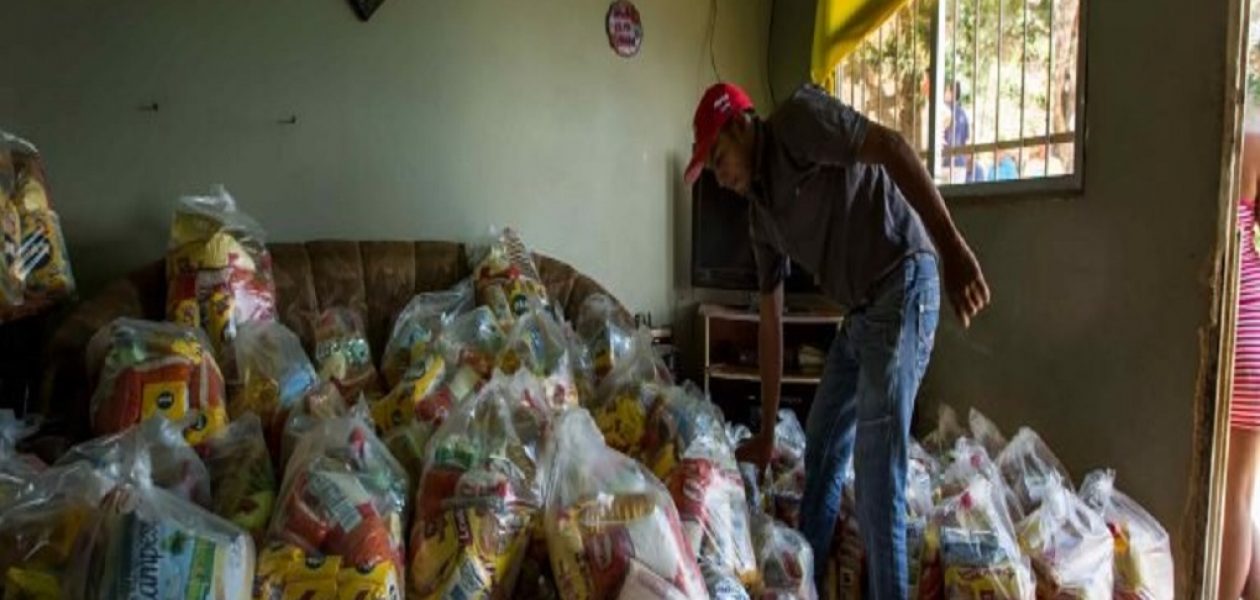 Denuncian que las cajas del Clap  en Caricuao llegaron abiertas