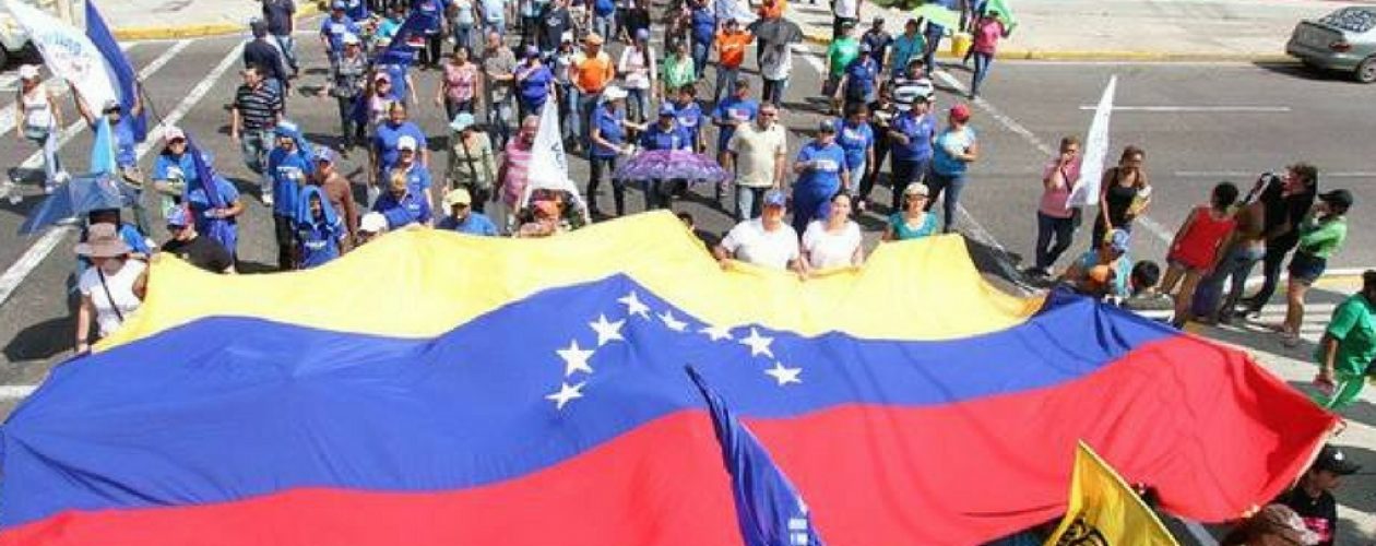 Anzoátegui por el revocatorio: exigen respeto a la constitución
