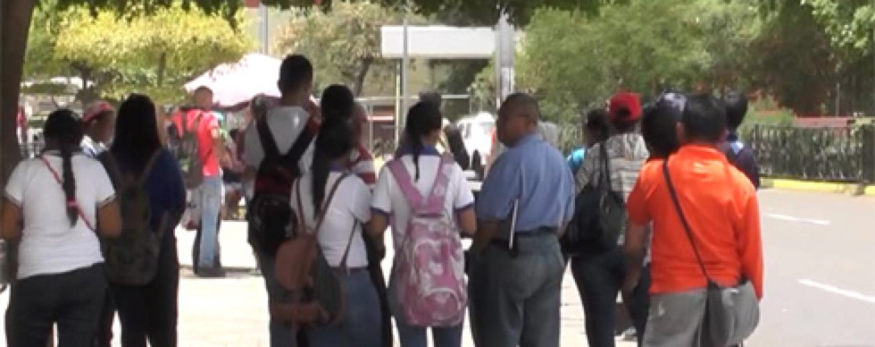 Estudiantes rechazan aumento del pasaje en Maracaibo