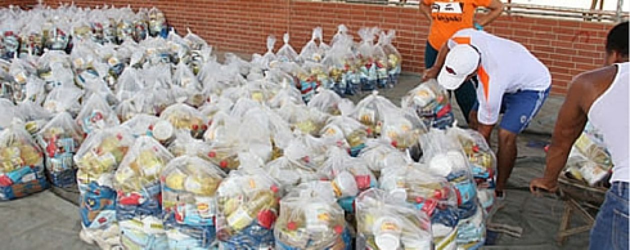 Bolsas de comida casa por casa: Sigue chantaje contra Ley de Amnistía