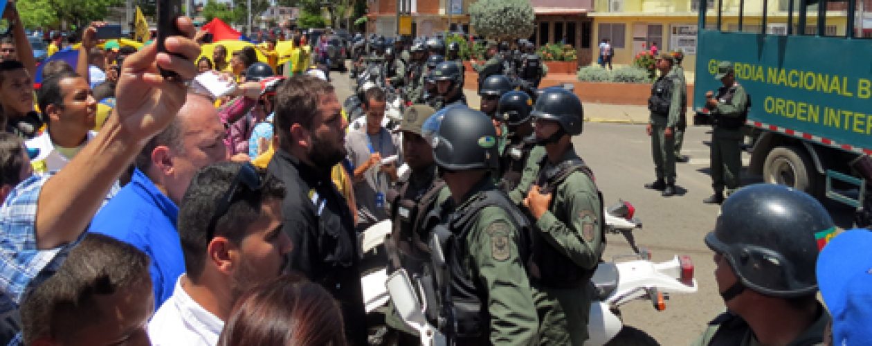 MUD presiona al CNE para activar el referéndum