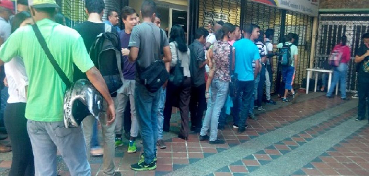 #PanaNoTeQuedesPorFuera Campaña de los jóvenes sobre el registro electoral