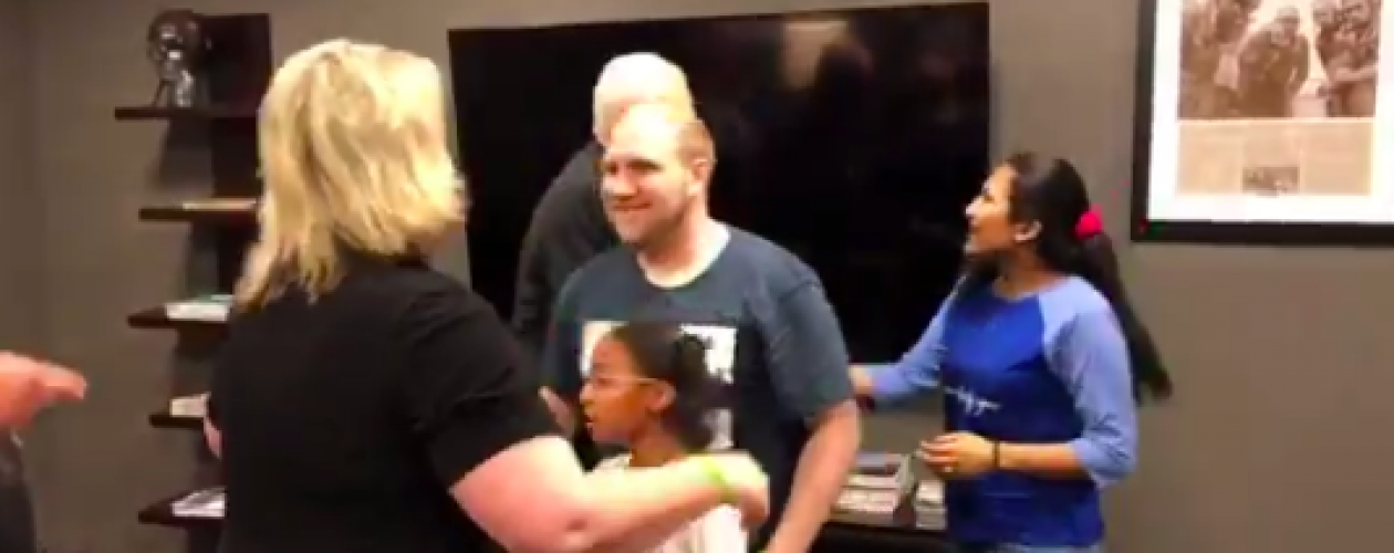 El reencuentro de Joshua Holt con su familia en EEUU (Video)