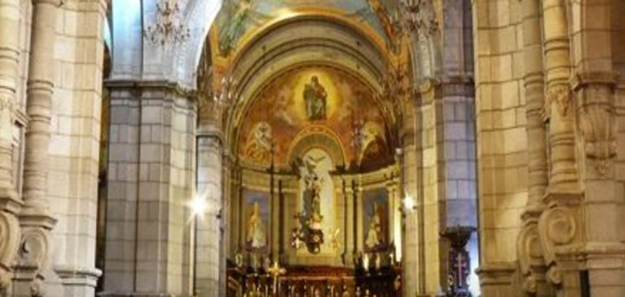 Roban adornos de bronce de la Catedral Metropolitana de Mérida
