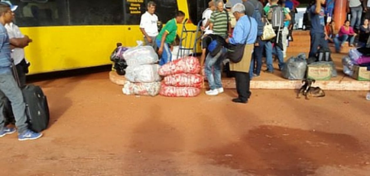 De Santa Elena de Uairén a Brasil en busca de comida, los del Clap no alzanzan