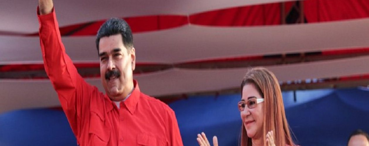 Maduro solicitó a los trabajadores pasar por escrito el compromiso de votar por él