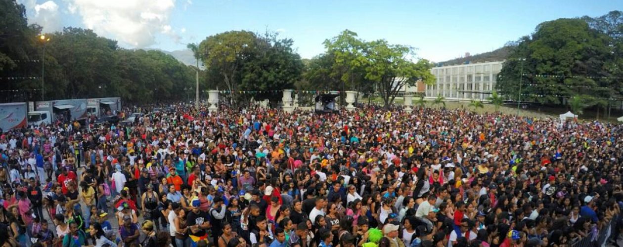 Celebración del carnaval en Los Próceres terminó en disparos (Video)