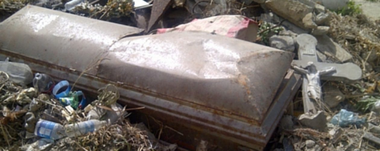 El Cementerio del Sur en jaque por profanación de tumbas