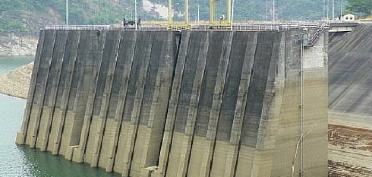 Embalse de Guri sigue descendiendo sin plan B para la crisis eléctrica