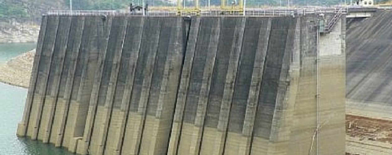 Embalse de Guri sigue descendiendo sin plan B para la crisis eléctrica