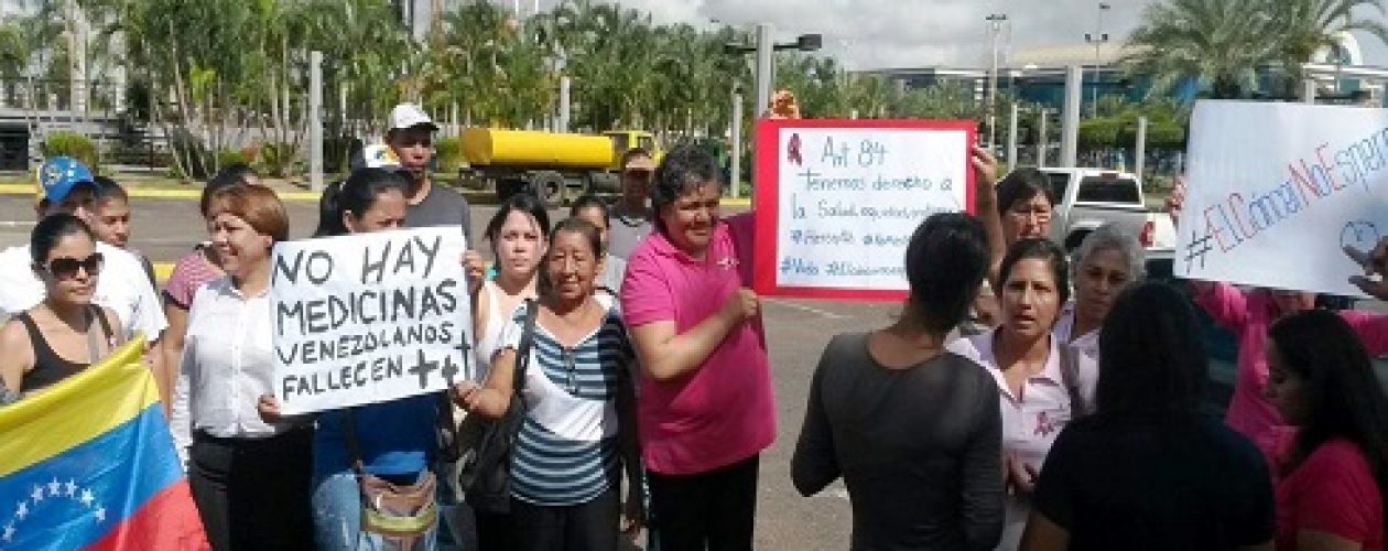 Pacientes con cáncer claman al gobierno la ayuda humanitaria