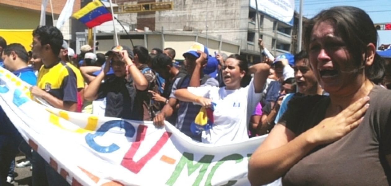Gobierno de Aragua interrumpió marcha de estudiantes en Maracay