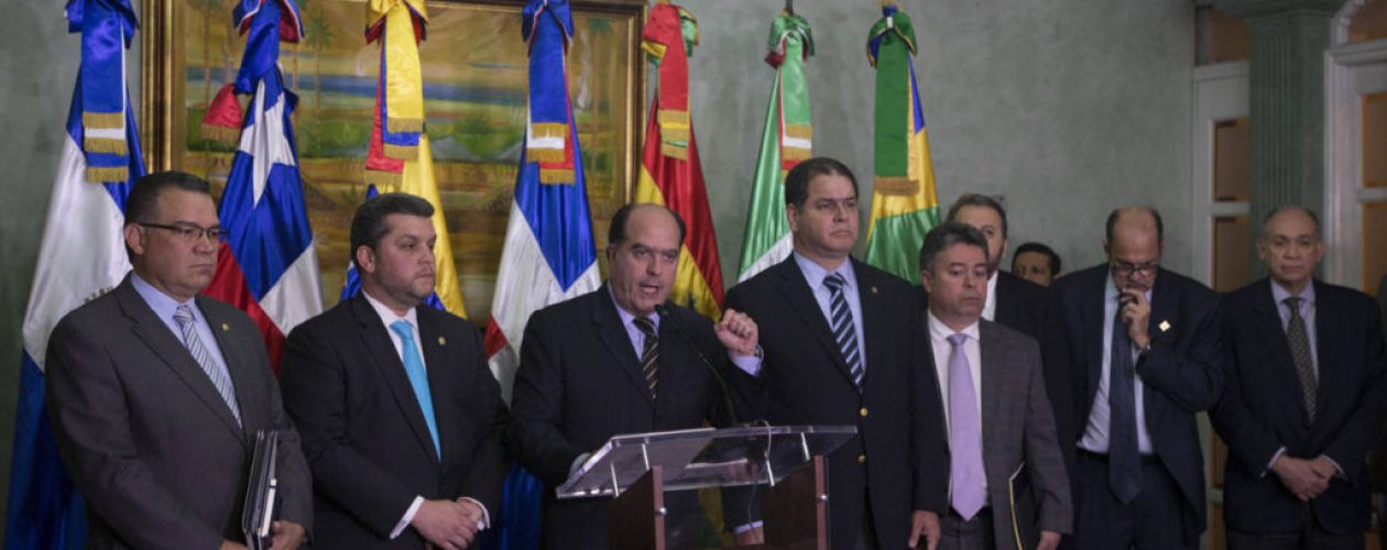 Oposición decidió no asistir este jueves al diálogo en Dominicana