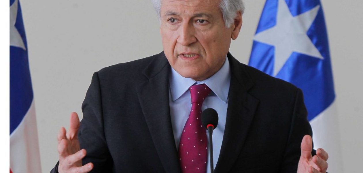 Canciller de Chile denuncia presiones del gobierno para que oposición firme acuerdo