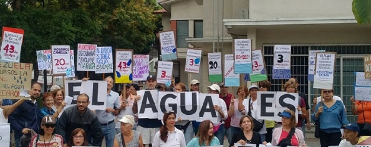 Protestaron frente a sede de Hidrocapital por los masivos cortes de agua en la Gran Caracas