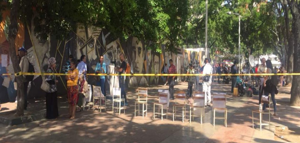 Liceo Andres Bello de Caracas amaneció sin votantes