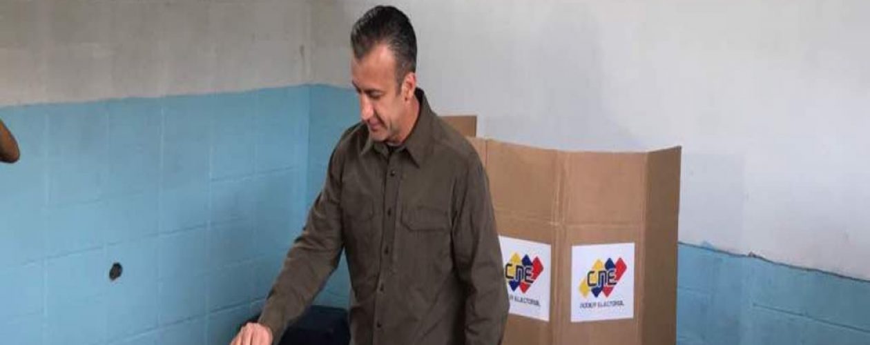 Medios de comunicación no pudieron ingresar a centro de votación donde votó Tareck El Aissami