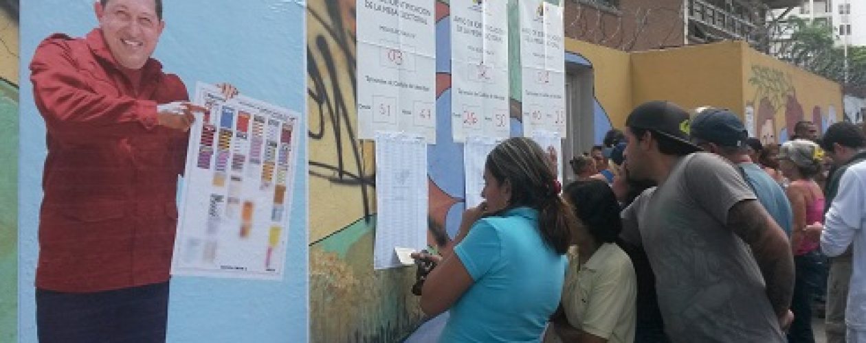 Utilizan imagen de Chávez para mover electores