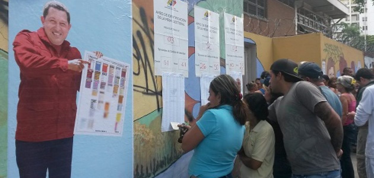 Utilizan imagen de Chávez para mover electores