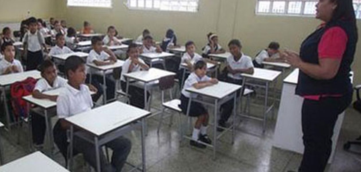 Docentes en Carabobo se irán de paro hasta obtener aumento salarial