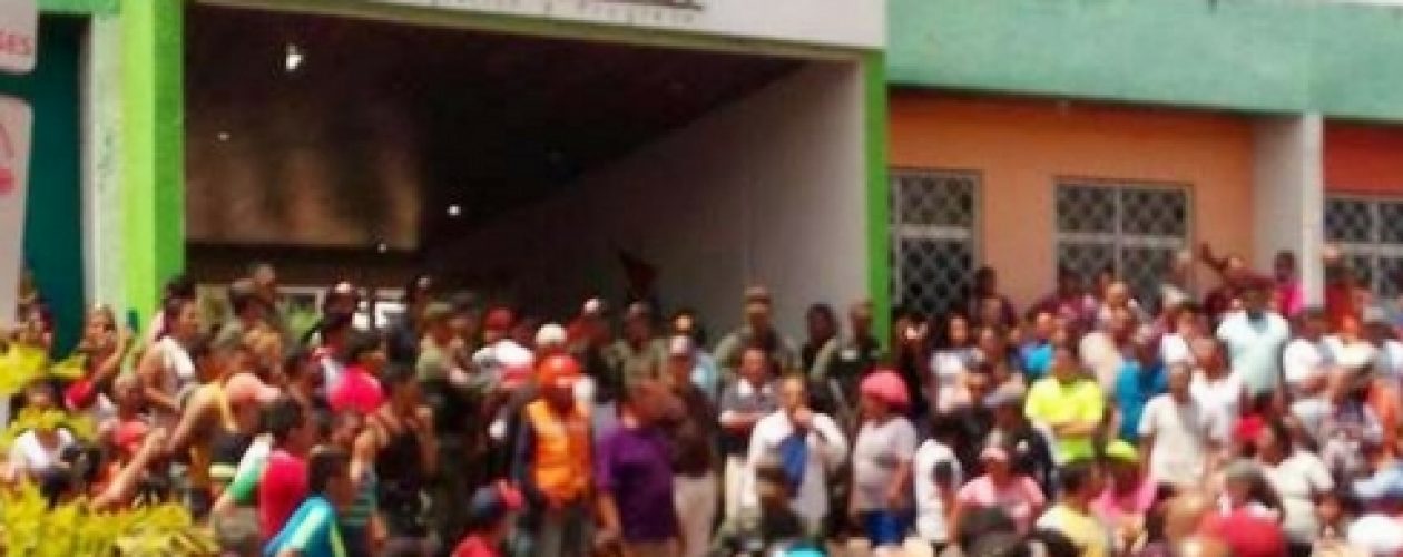 Policías de Santa Elena de Uairén privados de libertad por asesinato de familia