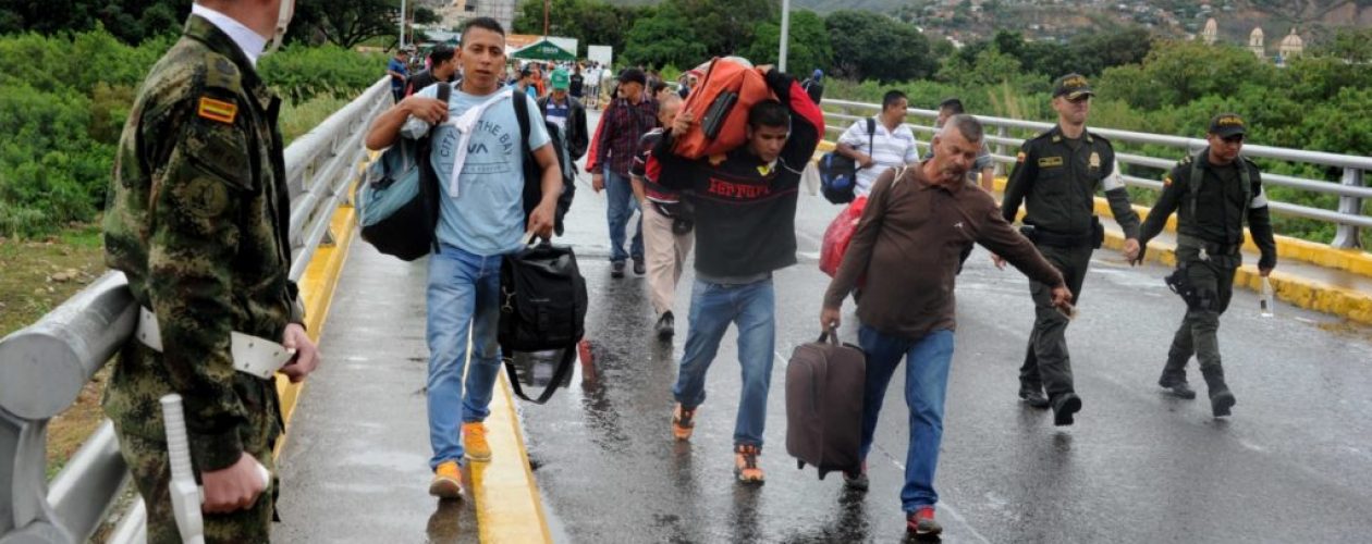 Colombia deportó a 50 venezolanos indocumentados