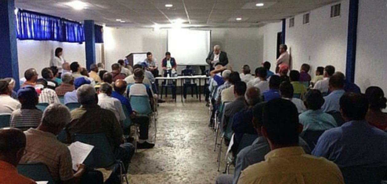 Realizan consulta sobre Ley del Oro en Guayana