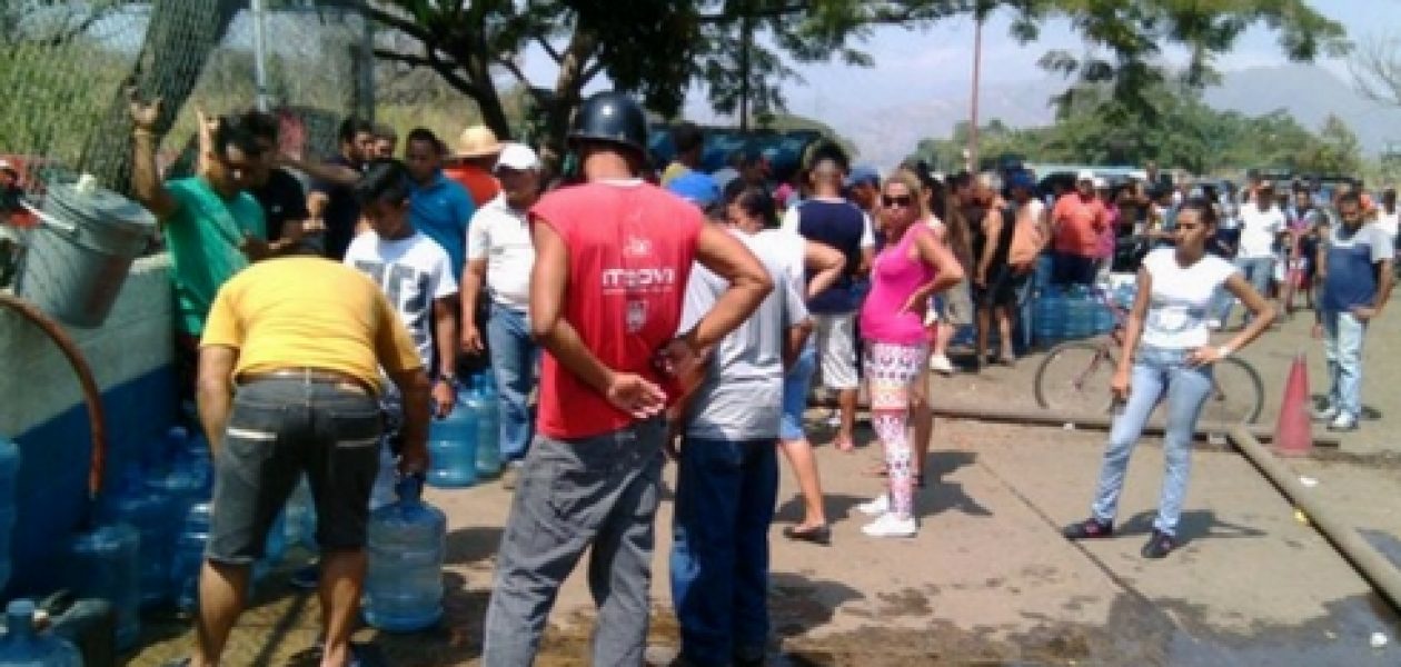 Robos en Venezuela no perdonan ni a usuarios de llenaderos de agua