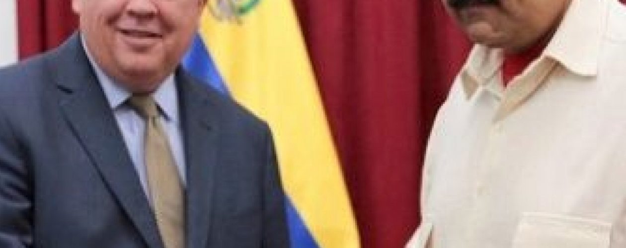 Thomas Shannon en Venezuela busca respaldar el diálogo entre Gobierno y oposición