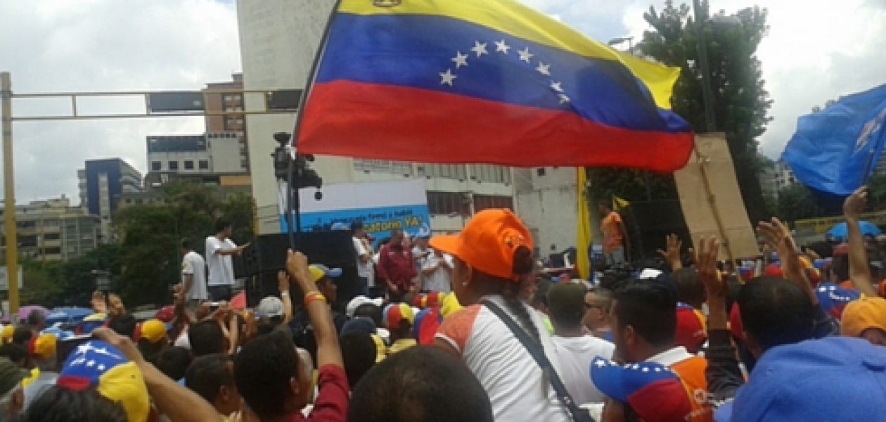 Unidad llama a seguir en la calle en apoyo al referendo revocatorio