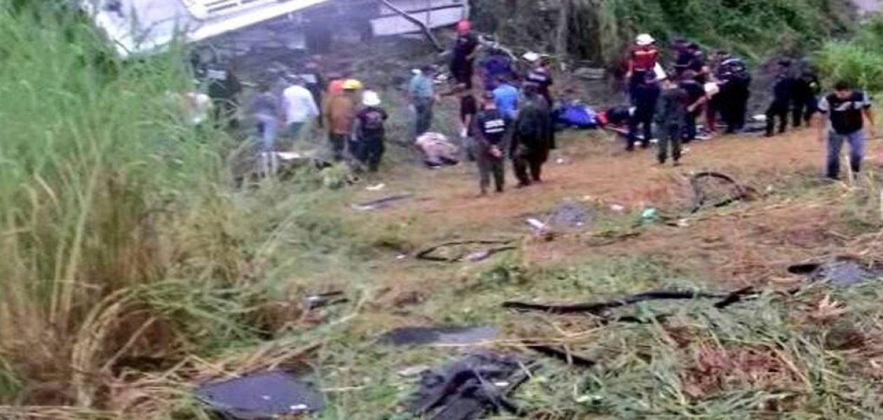 Nueve fallecidos y 28 heridos tras accidente en Calabozo