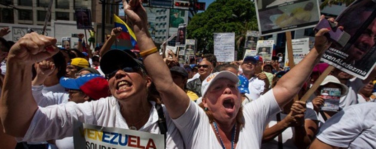 Alcaldía de Madrid pide liberación de Leopoldo López y presos políticos