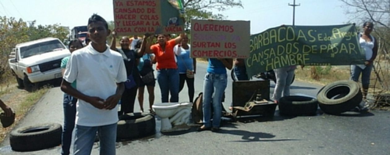 Pretendían no vender alimentos Mercal a manifestantes