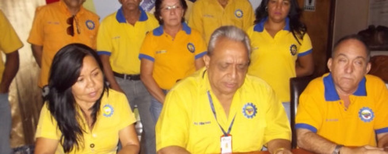 Gobernador de Aragua adeuda 84 millones a maestros