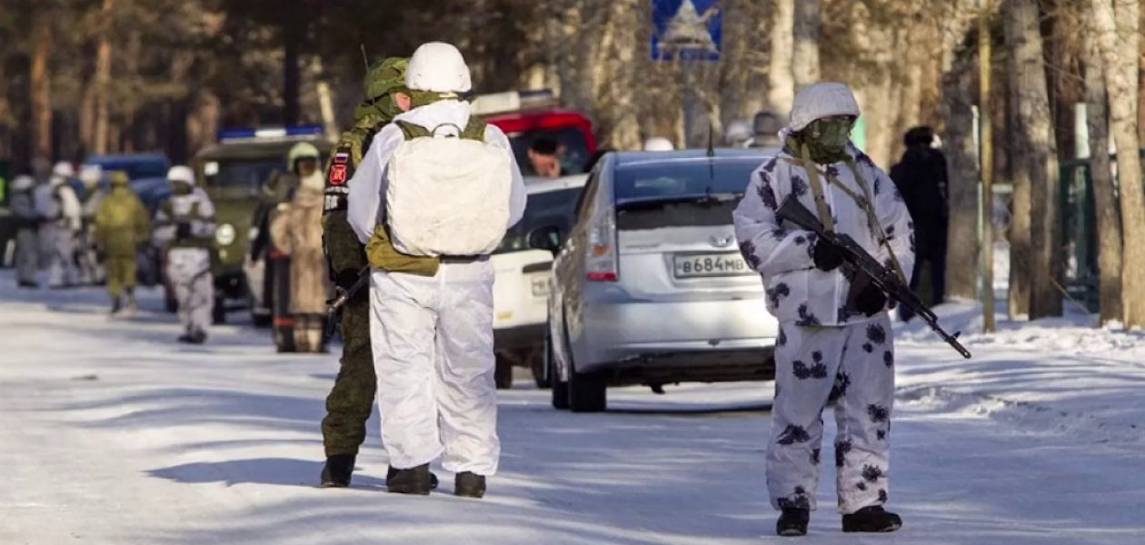 Adolescente casi mata con un hacha a cuatro niños y una profesora en colegio de Rusia