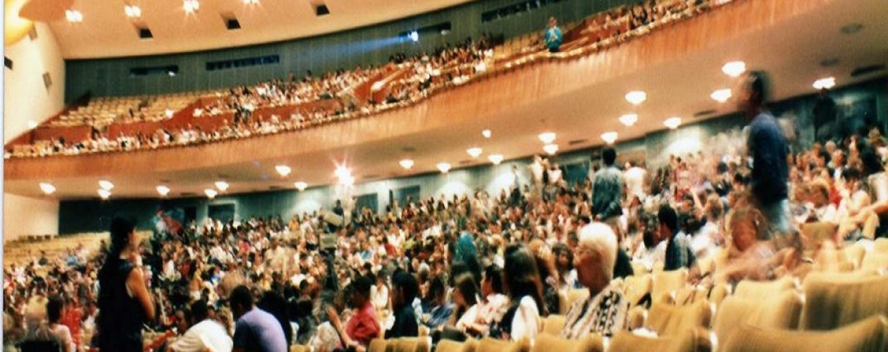 (Vídeo) Caraqueños gritaron «NO VOTEN» en  el Aula Magna de la UCV