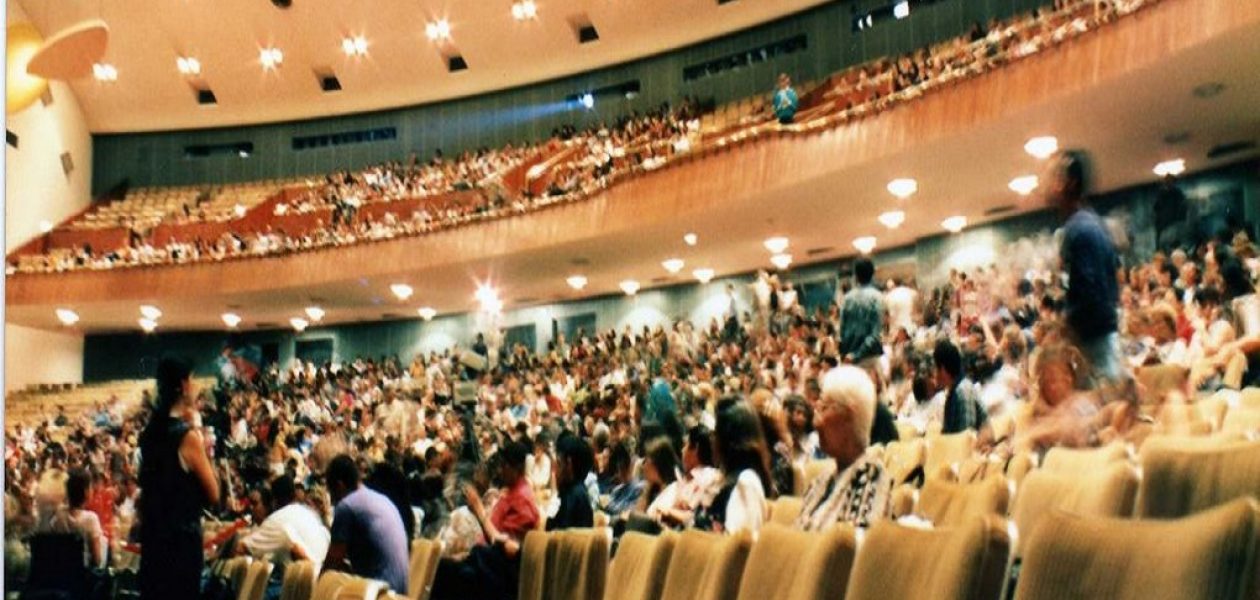 (Vídeo) Caraqueños gritaron «NO VOTEN» en  el Aula Magna de la UCV