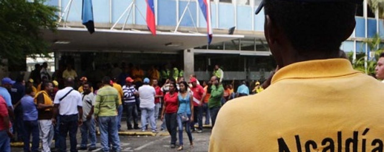 Aumento de sueldo mínimo 2017 en Maracaibo está en “veremos”