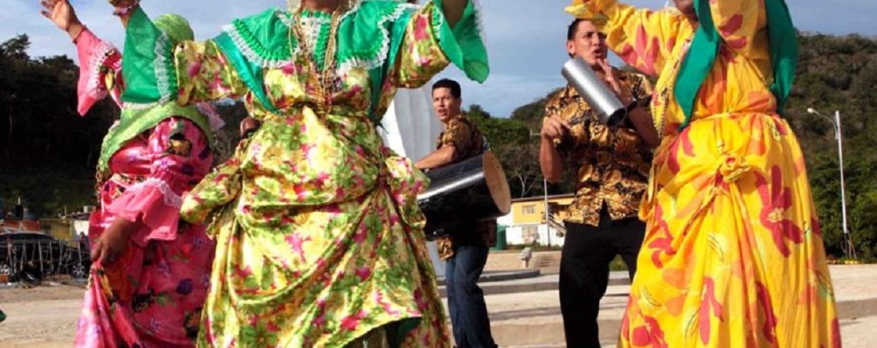 Carnavales del Callao: Calipso, madamas, reinas y comparsas