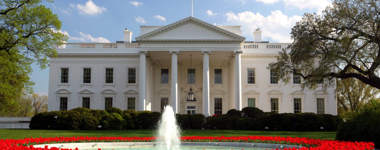 Casa Blanca debate embargo petrolero como respuesta a elecciones presidenciales