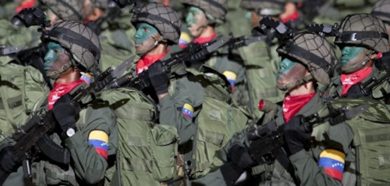 Saqueo de armamento y baja moral sacude cuarteles en Venezuela