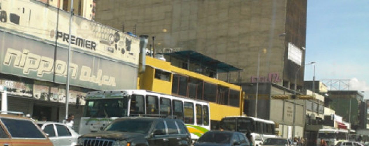 En Aragua… ¡no hay cauchos para tanta gente!