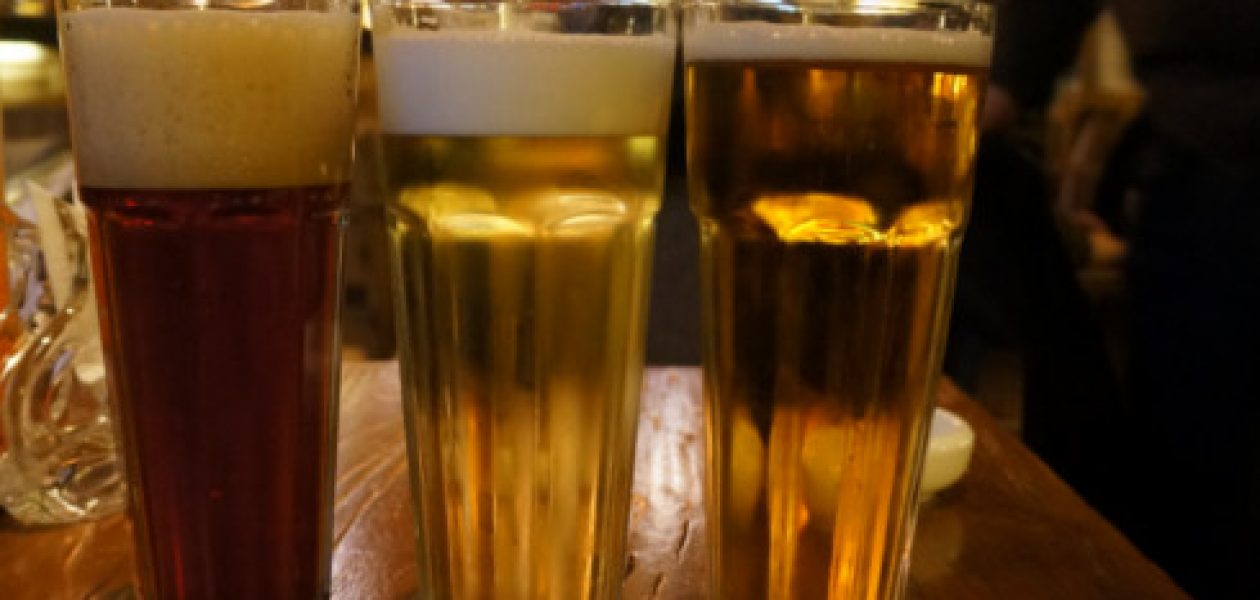 Las cervezas son racionadas en restaurantes caraqueños